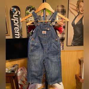 Boys Levi’s overall 24 months snaps